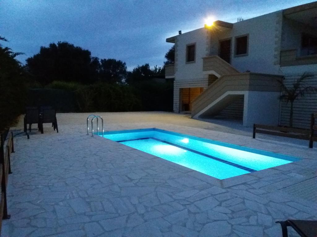 Villa Ikaros Kalamítsion Amigdhálion Esterno foto